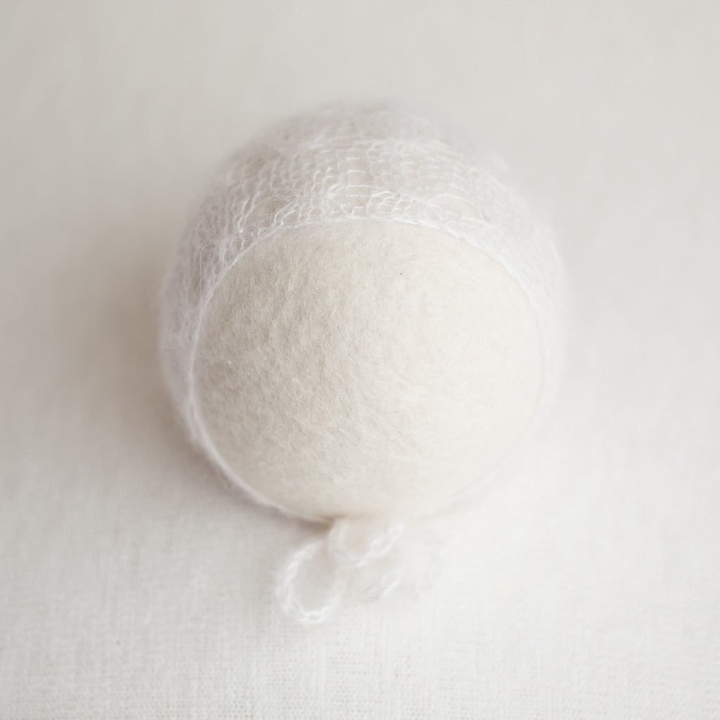 Newborn Kid Silk Bonnet - White