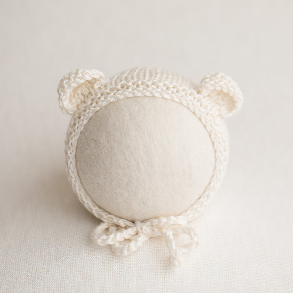 Newborn Knitted Bonnet - Ecru 7128