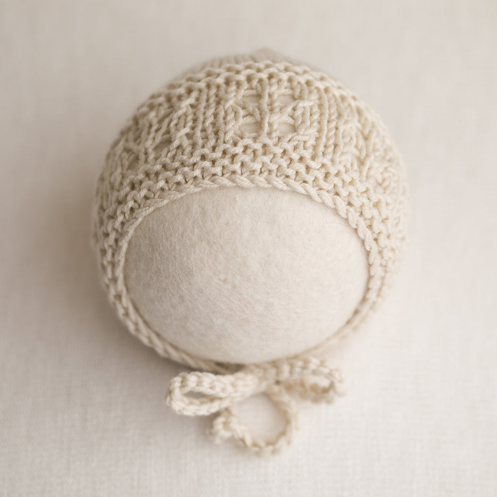 Newborn Knitted Bonnet - Light Beige