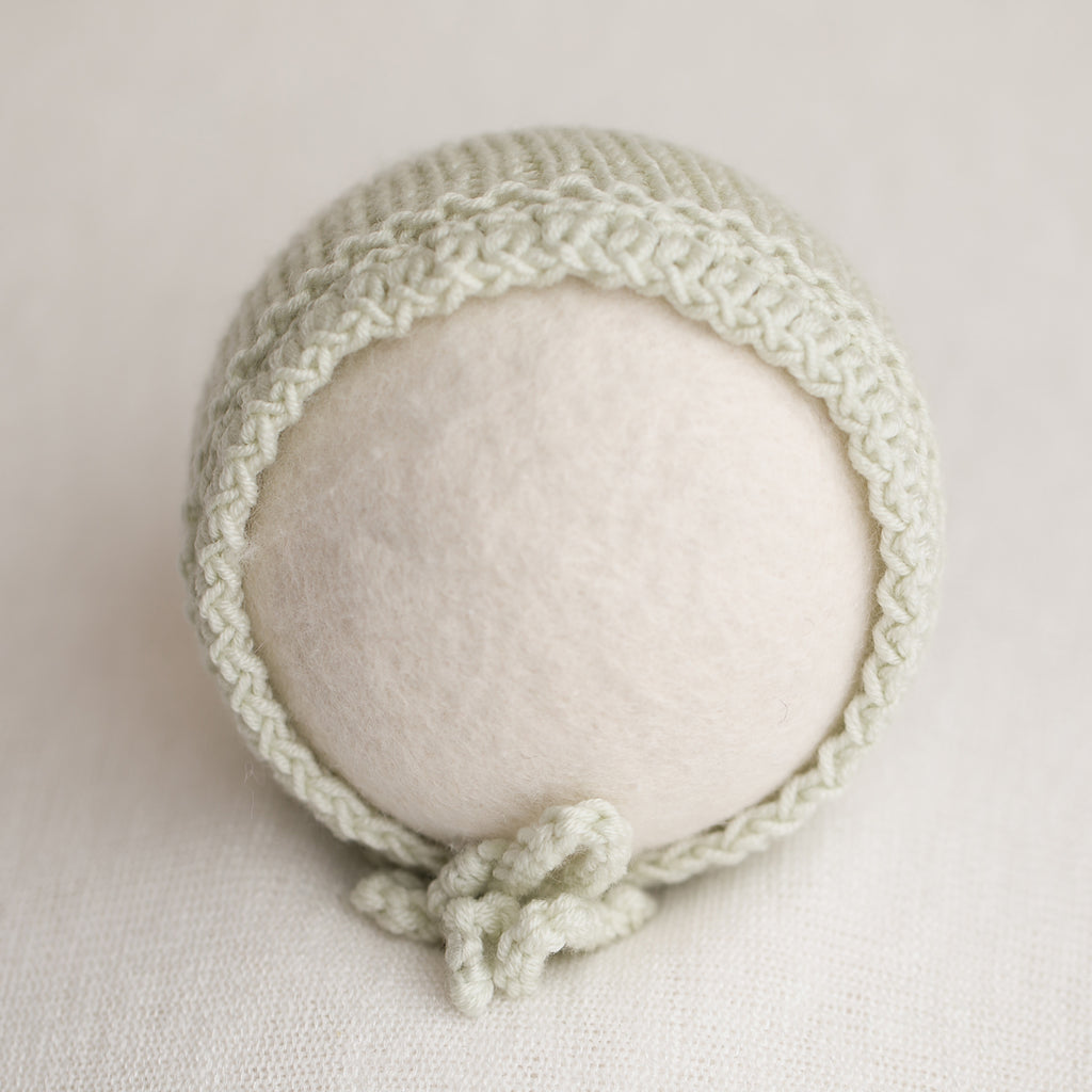 Newborn Knitted Bonnet - Pale Green
