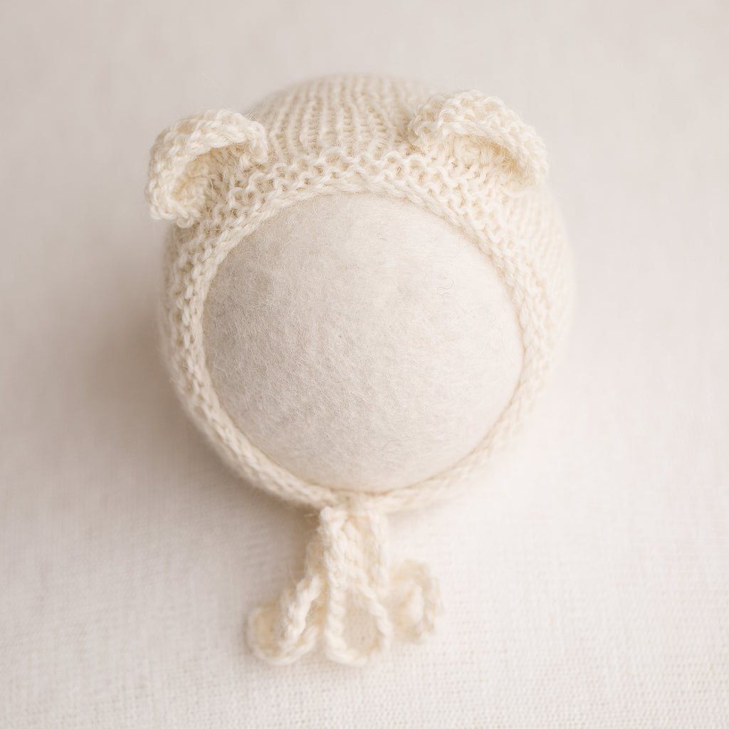 Newborn Prop Knitted Bear Bonnet - Off White